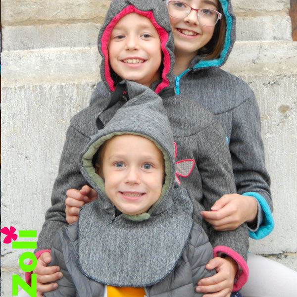 Enfants en capuchon RainSnow et manteau MoiZossi Zoli