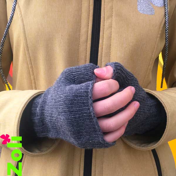 Bonnet et Mitaines en Laine recyclée - DERNIERS !